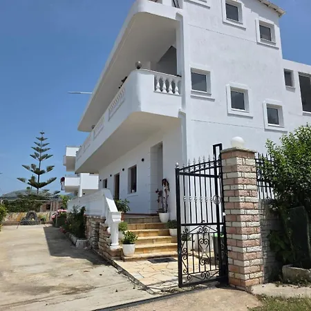 Maison De Fabjon 사밀